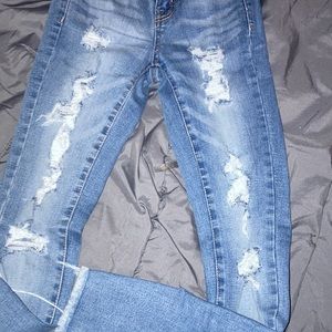 Aeropostale Super High Rise Ripped Ankle Jeggings